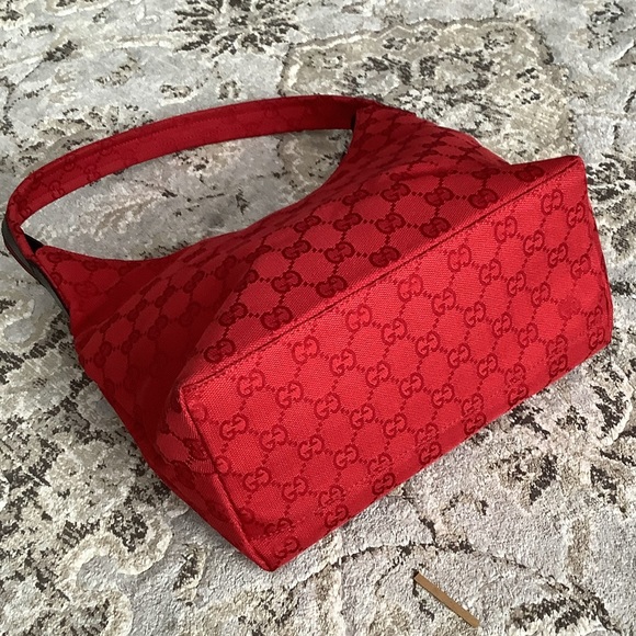 Authentic GUCCI shoulder bag 🔥HOT🔥 - Picture 11 of 15
